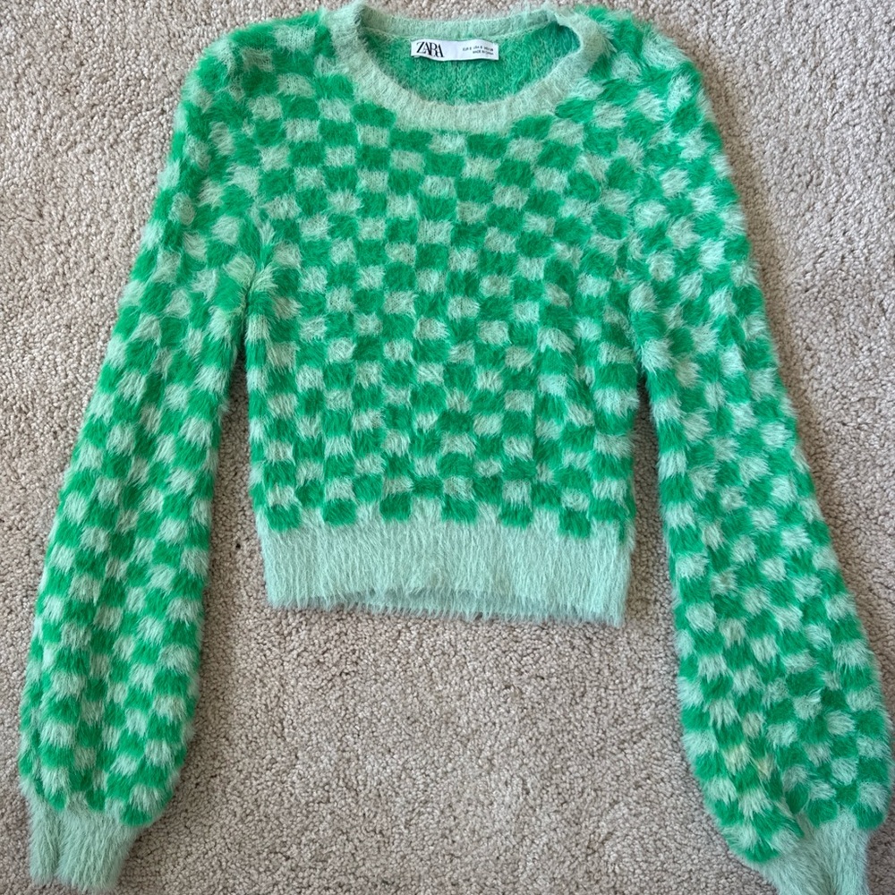 Zara balloon sleeve cropped green checkered check fuzzy knit sweater Size Small